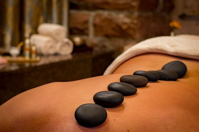 Hot Stone Massage Best Thai Spa In Indiranagar Bangalore